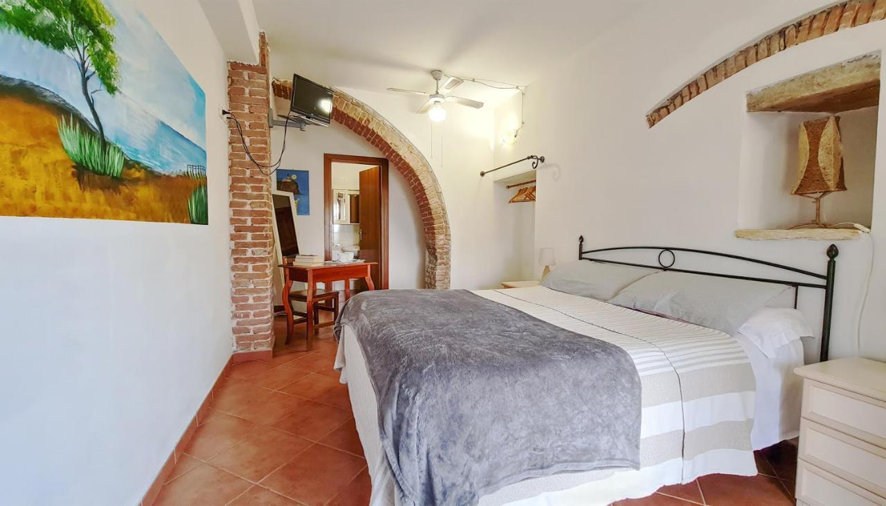 Agriturismo Barbadoro 圣温琴佐 外观 照片